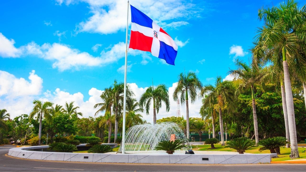 Dominican Republic (3)